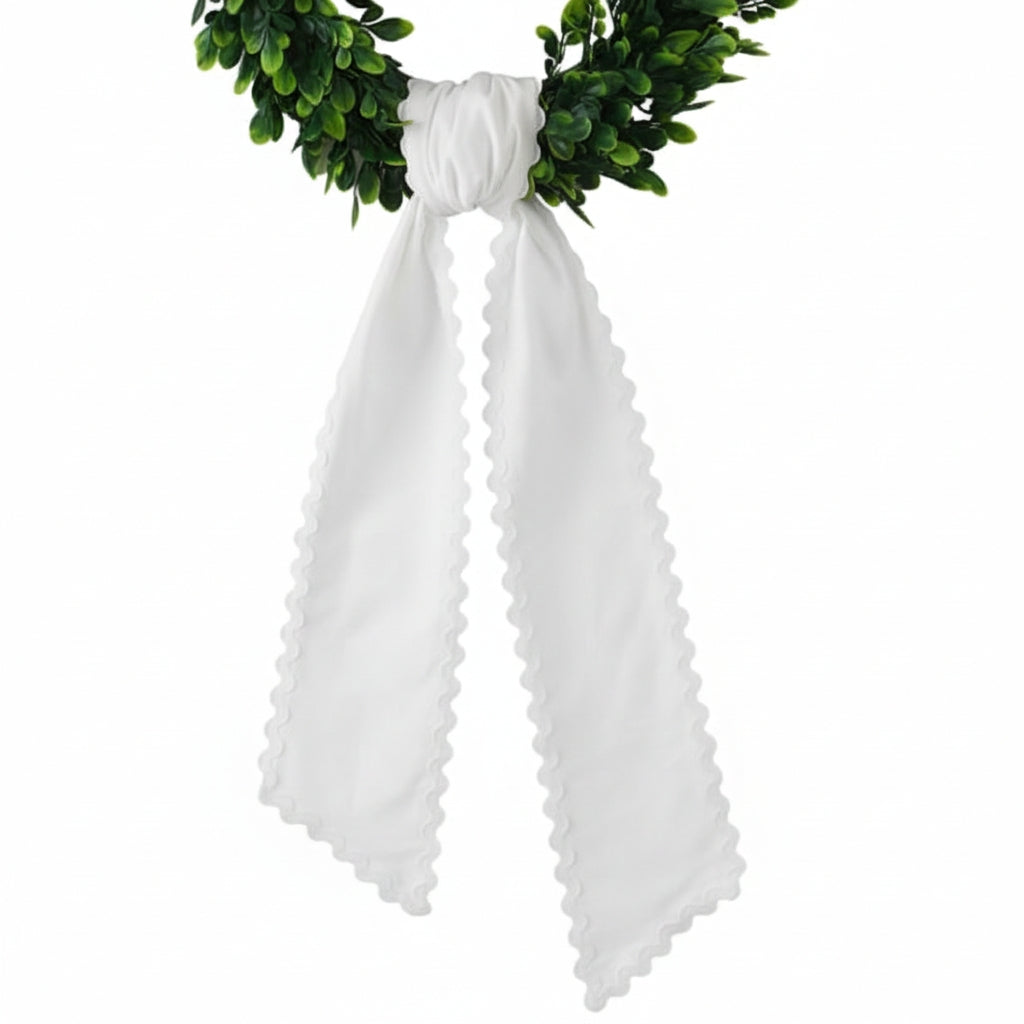 Scalloped Wreath Sash