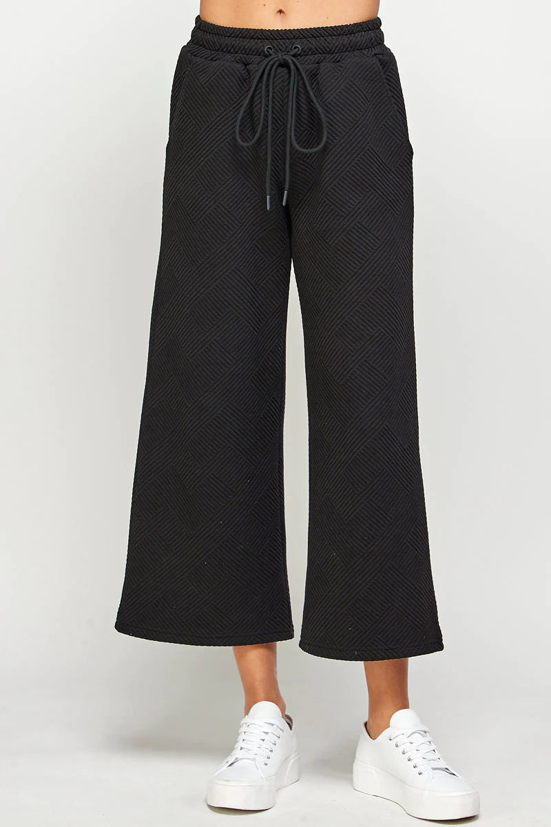 Hamptons Textured Cropped Wide Pants, Assorted Colors