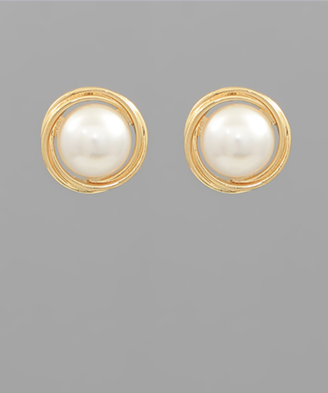 Sisters | Pearl Stud with Gold Halo