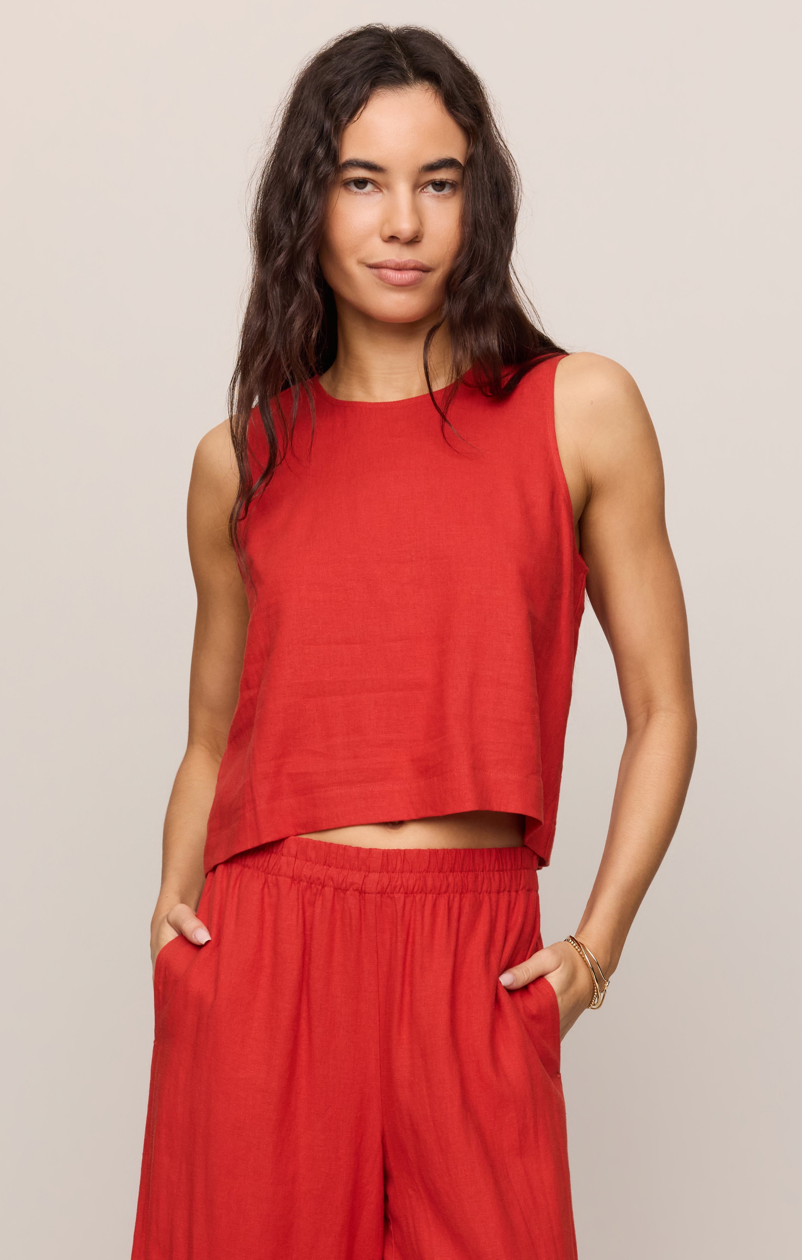 Sloane Linen Cropped Tank, Chili Pepper
