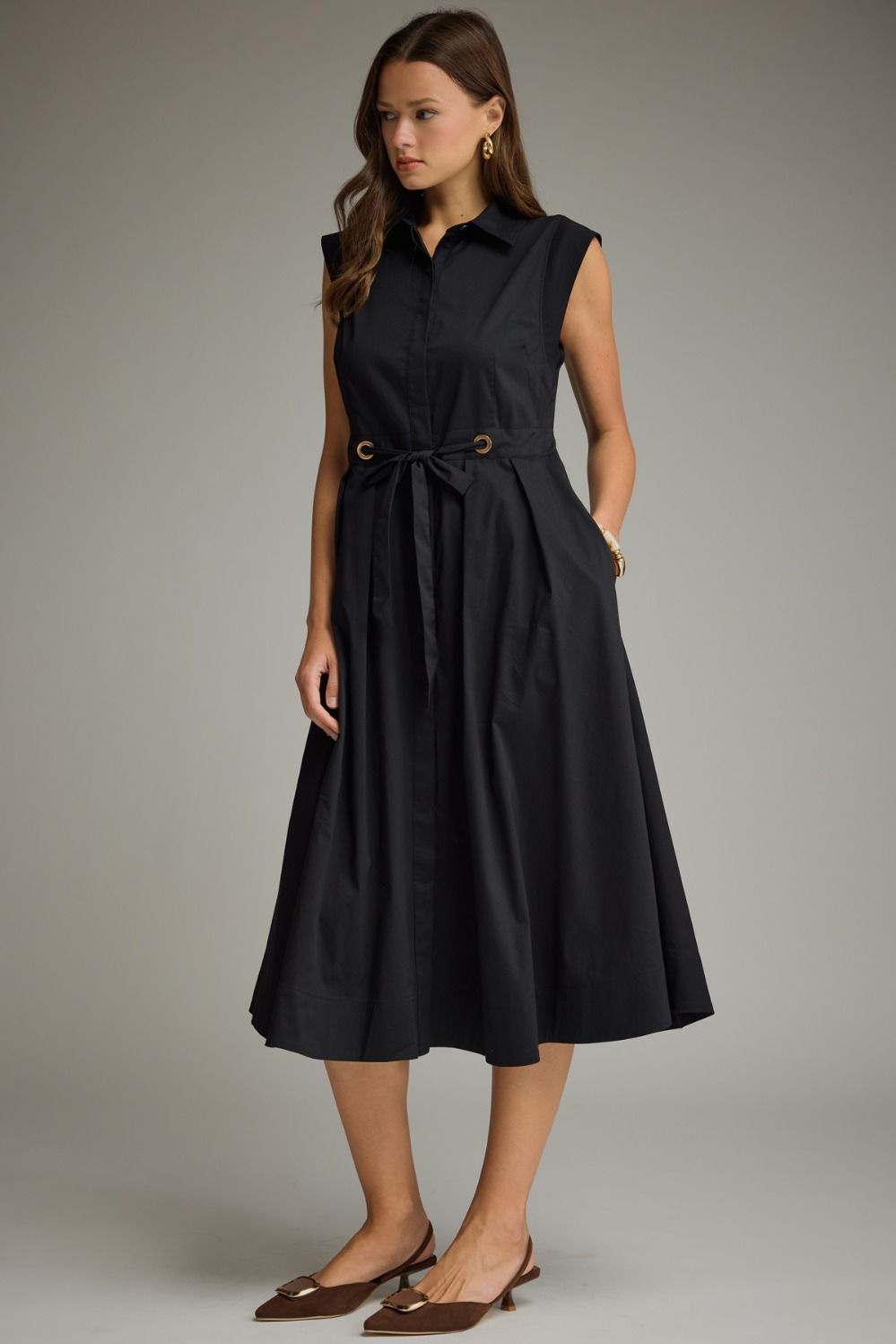 Black Sleeveless Midi Dress