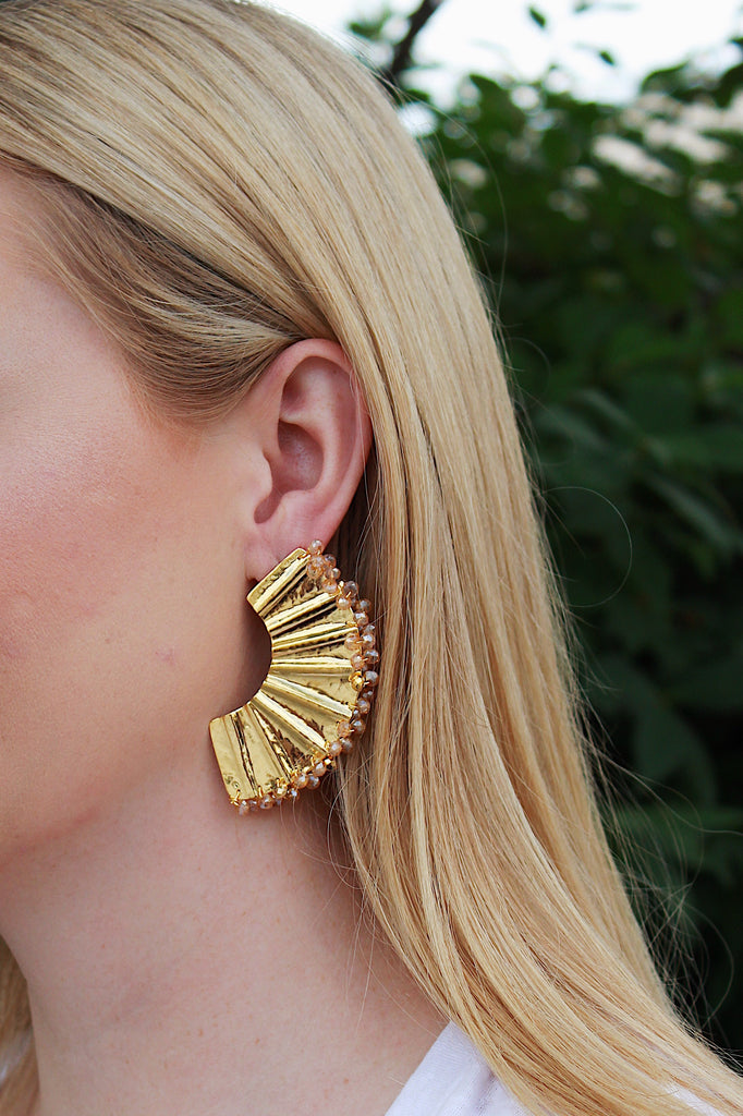 CLEARANCE | Treasure Jewels Beaded Fan Earrings, Cream